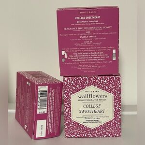 White Barn College Sweetheart Wallflowers Refills - Pink and White